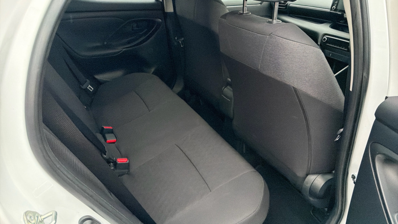 Toyota Yaris 1.5 Hybrid Design 5dr CVT Hybrid Hatchback